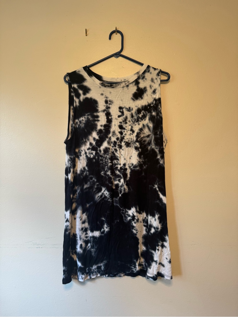 Sleeveless Tie-Dye Mini - Black & White